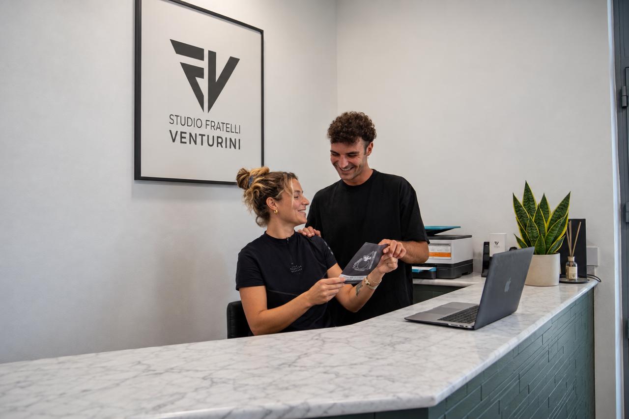 Accoglienza allo Studio Fratelli Venturini: lo staff alla reception